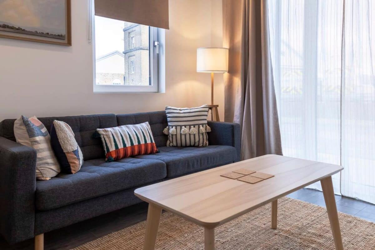 Contemporary 1 Bedroom Apartment In Ashford Ashford  Bagian luar foto