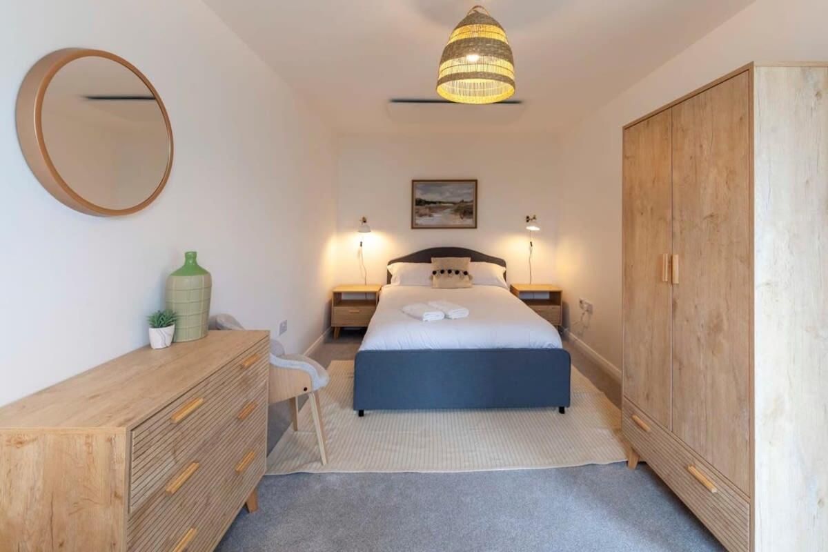 Contemporary 1 Bedroom Apartment In Ashford Ashford  Bagian luar foto